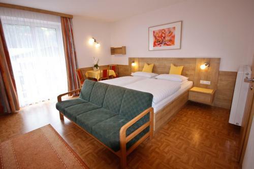 Hostal Pension Vocario