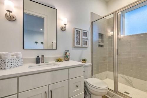 Modern Gulf Shores Escape, About Walk To The Beach!