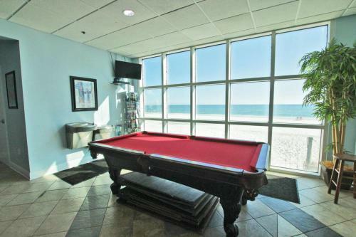 Crystal Shores West By Youngs Suncoast