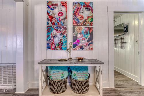 The Cotton Candy Beach House Cottage