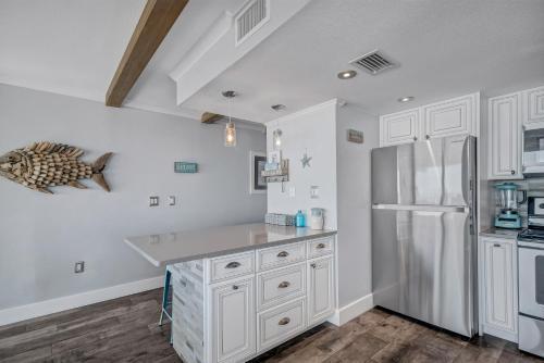 Island Winds East Unit 401