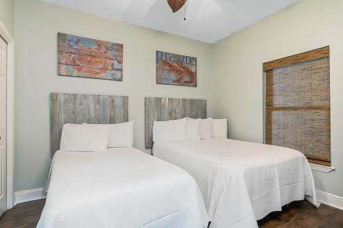 Hotel Crystal Shores III