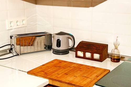 Castella Home - Pool And Barbacue