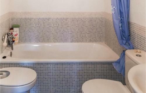 Two-bedroom Apartment In Moncofar