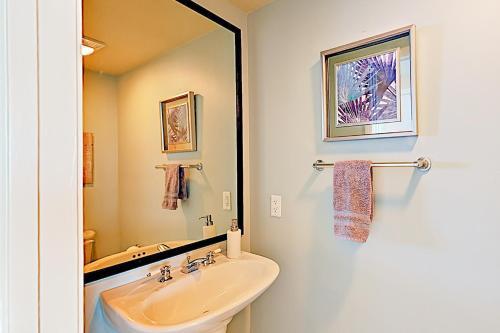 Sanibel #403