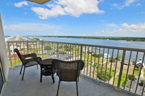 Crystal Tower 1809 By Youngs Suncoast