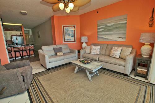 Legacy 102 By Youngs Suncoast