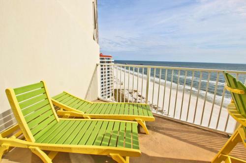 Lighthouse By Youngs Suncoast