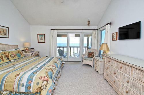 Parsonage Duplex By Youngs Suncoast