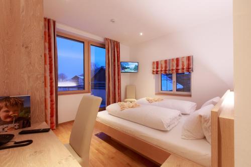 Hostal Hotel Gasthof Adler