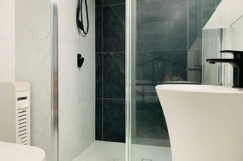 Southbank Modern Luxe Apartment