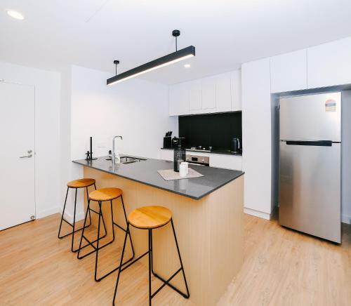Brisbane One 3 Beds Apartments