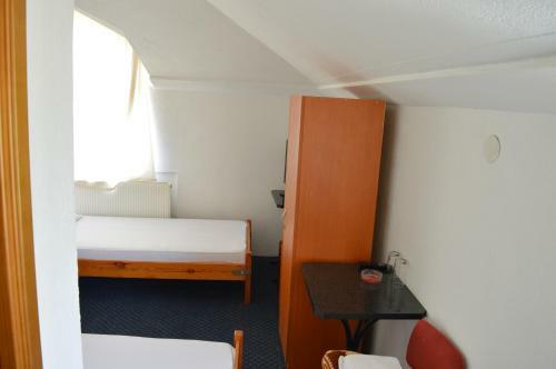 Motel Signal