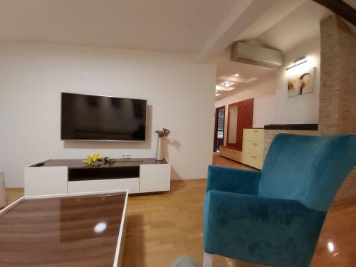 King Apartment