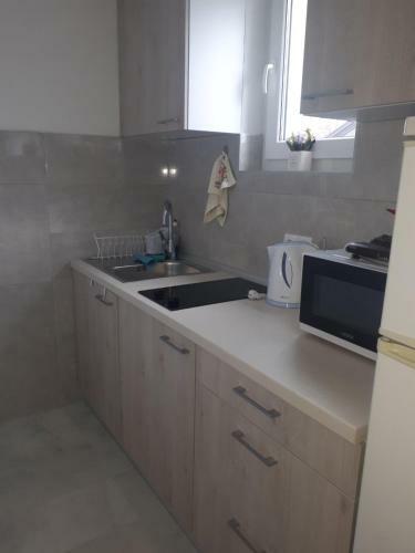 Apartman Kiwi In A Quite Central Area