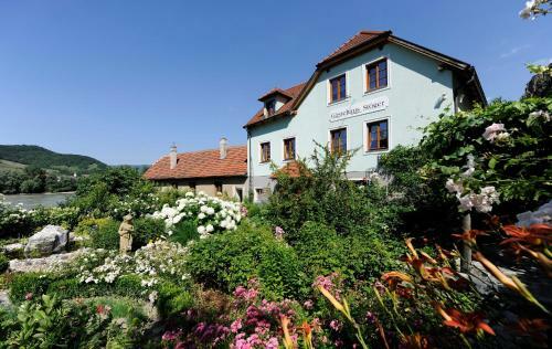 Hostal Winzerhof - G�stehaus St�ger
