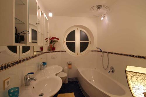 Villa Wellness Homes