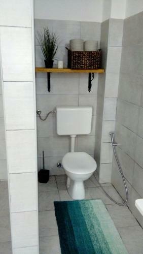 Anur Apartment