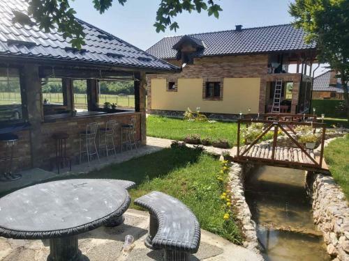 Vikendica "green Island" Biha?, Bih