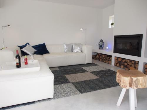 Villa Renate El Portet Moraira 500m From Sand Beach