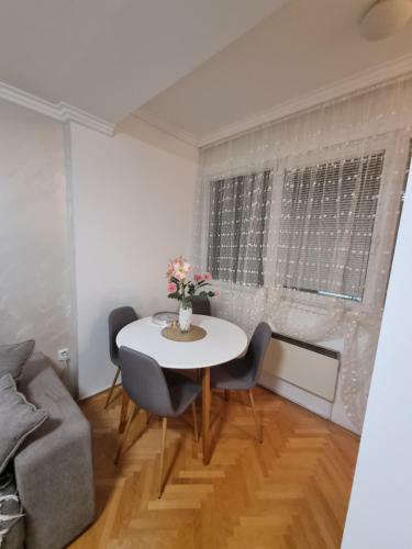Apartamento Stan Na Dan Centar