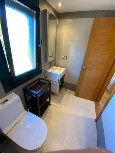 Apartamento Con Terraza En Nigr�n Playa Am�rica