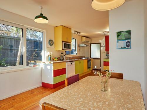 Backstreet Bach - Kaikoura Holiday Home