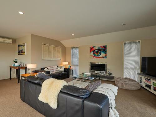 Seaside Serenity - Kaikoura Holiday Home