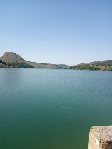 Mirador Del R�o Piedra