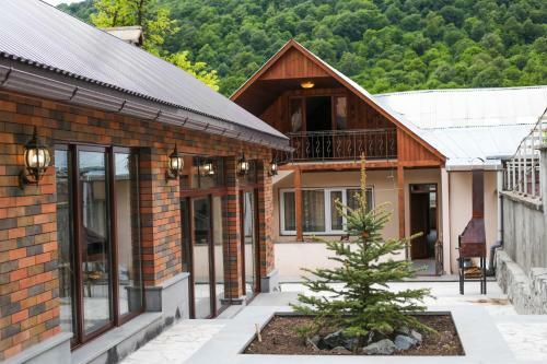 Hostal Ani Guest House