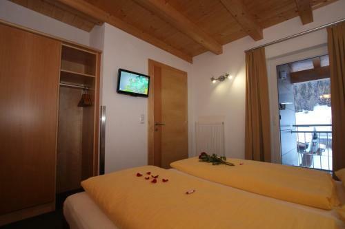 Hostal G�stehaus Alpina