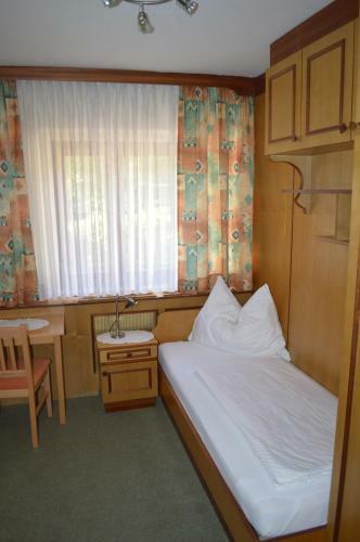Hostal Pension Hartmann