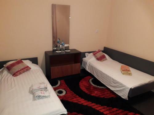 Hostal La Source