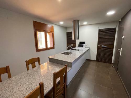 Apartaments Parapent Fly Escales