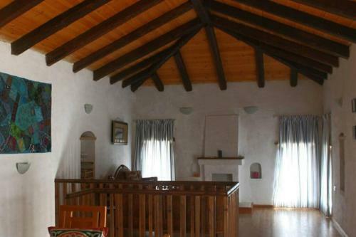 Rustic Holiday Villa Upper Qeparo