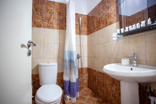 Hotel Toni Retzo Rooms