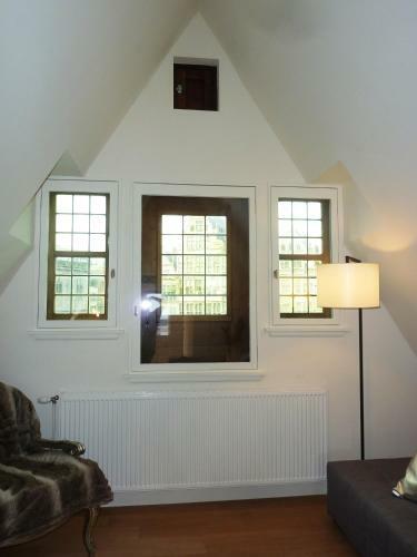 Antwerp Old Town Triplex Apartment