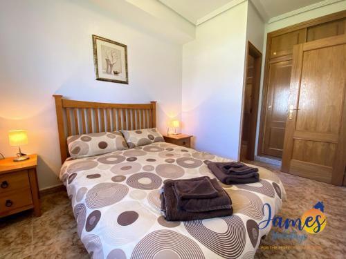 La Cinuelica R14, 1st Floor Apartment With Com Pool L120