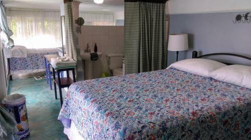 Hostal Agave-blue