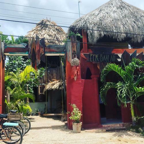 Hostal Casa Eek Balaam