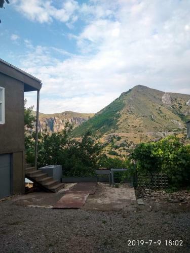 Hostal Nnn Guest House