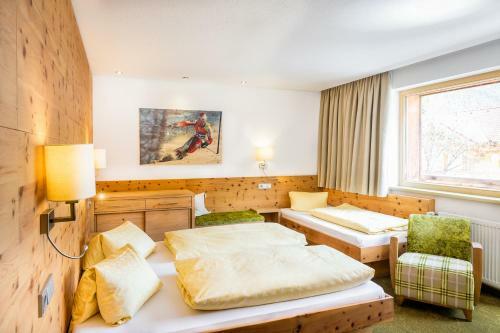 Bed & Breakfast Hotel Garni Ernst Falch