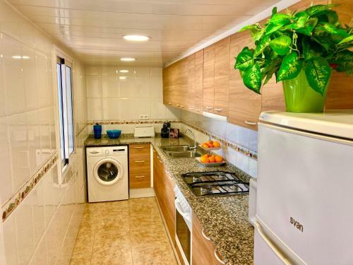 Casa Marinera En Palam�s