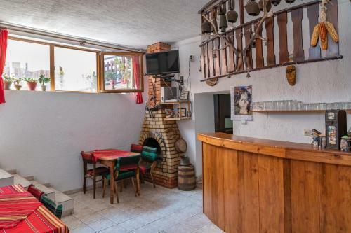 Hostal Guest House Kehayovi
