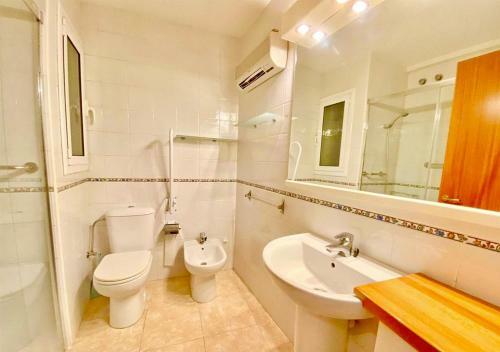 Apartamento Orient En Palam�s Tercera L�nea de Mar