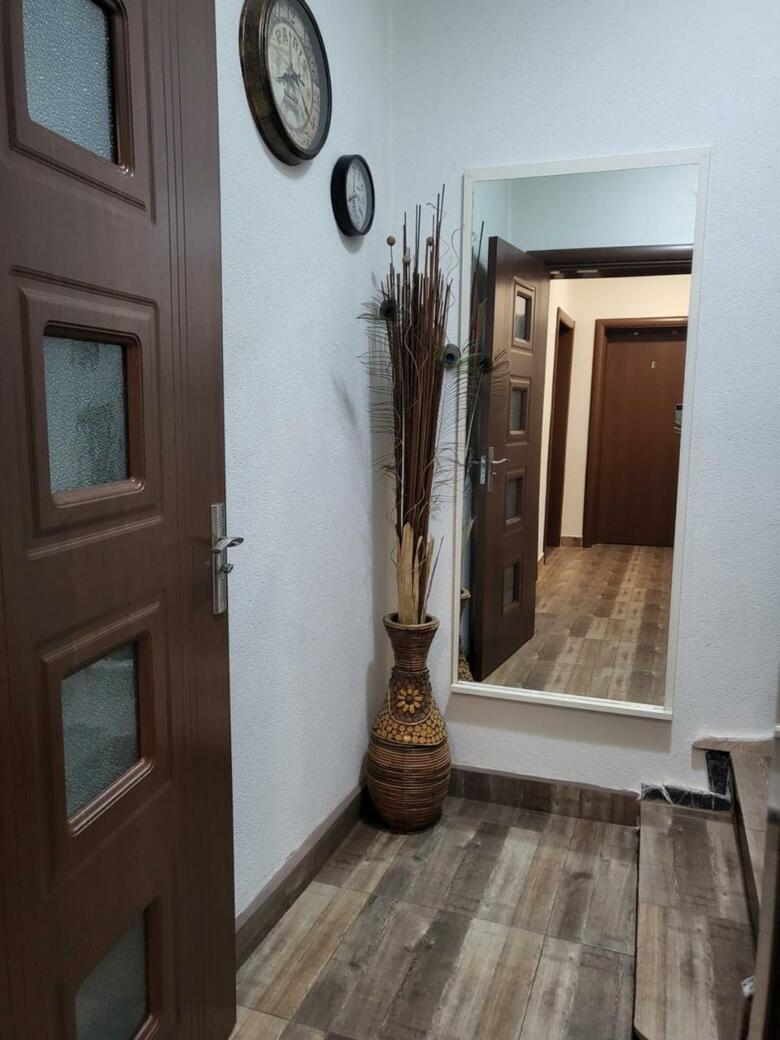Hostal Boina House