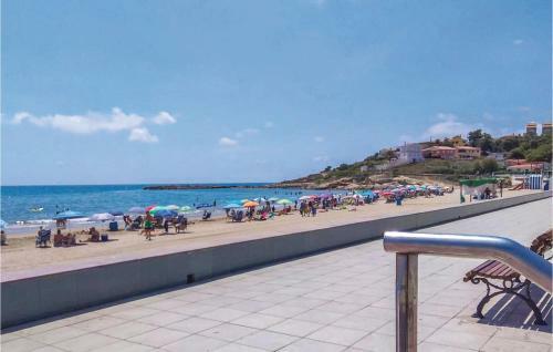Two-bedroom Apartment In Oropesa Del Mar
