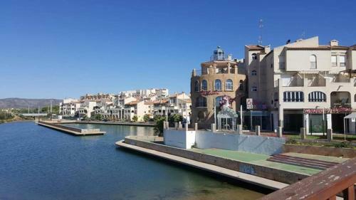Apartamento En Marina D'or Primera Linea Real