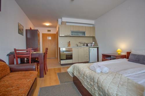 Apartamento Bright Studio In A Spacious Complex In The Valley