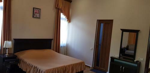 Ruzan Hotel